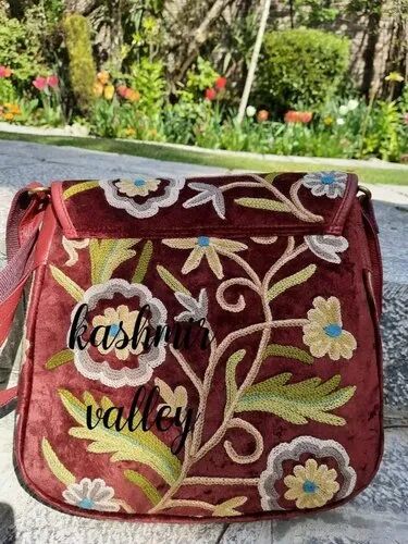 Velvet Ladies Embroidered Bags, Style : Handled