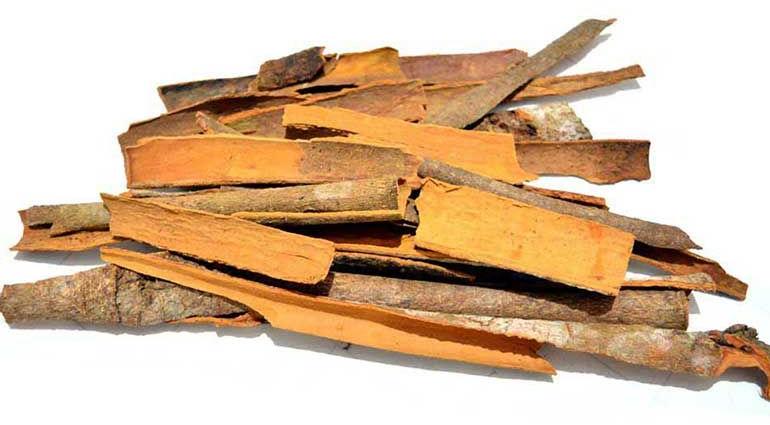 Natural Cinnamon Stick, for Cosmetics, Food Medicine, Spices, Cooking, Packaging Type : Plastic Packet