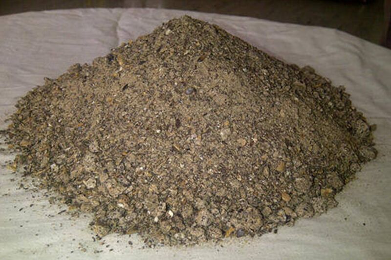 Organic Castor Seed Meal, for Animal Feed, Form : Granules