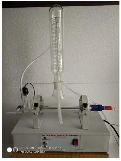 Transparent Borosilicate Glass Single Water Distillation, Voltage : 200 v