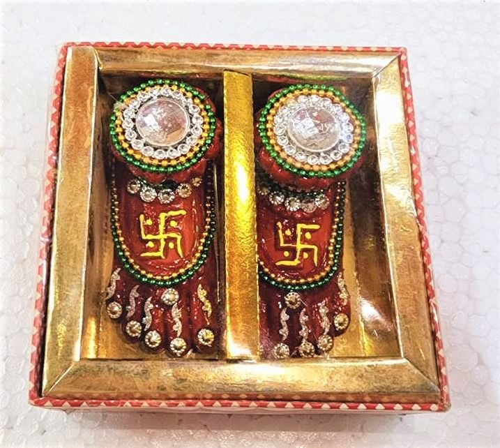 Clay Ecd-103 Laxmi Charan Deco Box, For Temple, Diwali, Festival, Color : Red