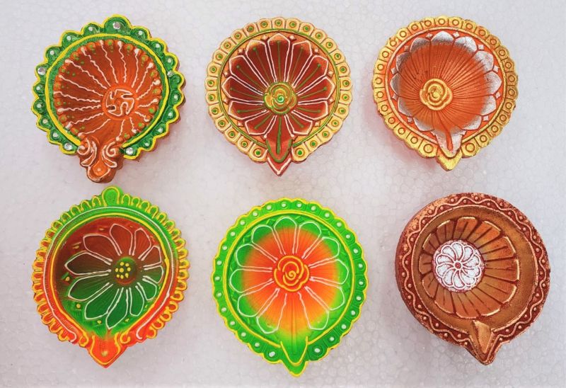 Multicolors Ecd-39 Colored One Face Akhand Diya