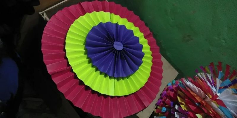Folding decorating Paper Fan, Size : 0-5 Inches, 10-15 Inches, 5-10 Inches, 8inch