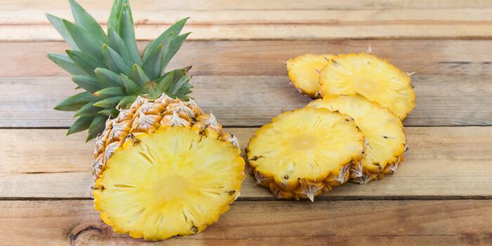 Fresh Pineapple, for Food, Juice, Snacks, Packaging Type : Carton Box, Corrugated Paper Box