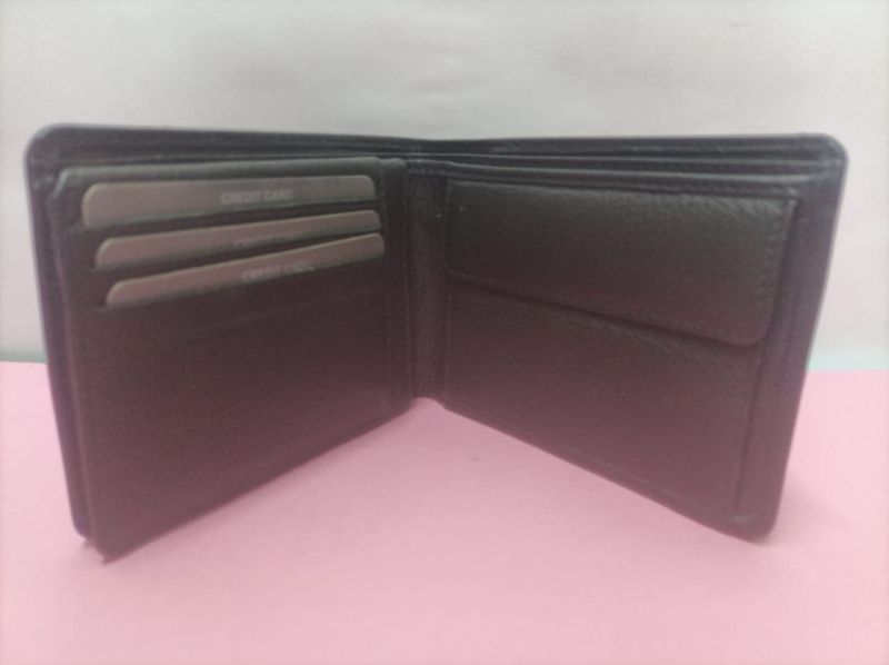 What Are the Ideal Dimensions of a Wallet Sized Photo? - Popov Leather®