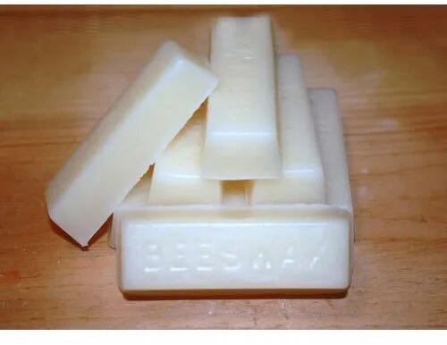 Beeswax Bar, Packaging Size : 50 Kg