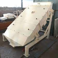 Vibratory Screen For Pellet Cooling and Shifting