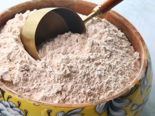 Organic wheat flour, Packaging Type : Jute Bag