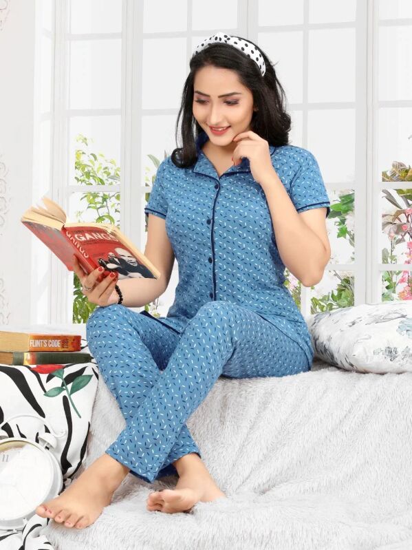 100% Cotton Checked Ladies Knitted Night Suit, Feature : Anti-Wrinkle, Comfortable, Dry Cleaning
