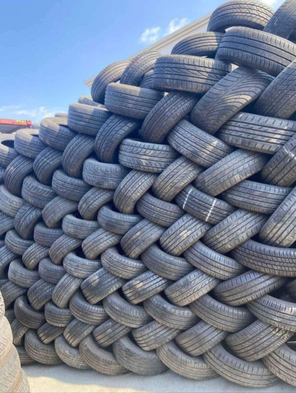 Second hand tyre perfect condition, Feature : 4 Times Stronger, Good Griping, Heat Resistance, Heavy Loadable