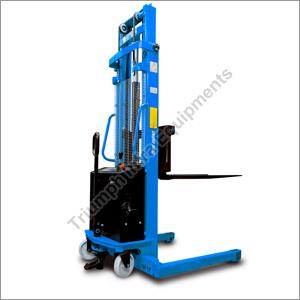 Automatic Electric Stacker, for Lifting Goods, Voltage : 220V