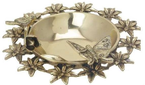 Golden Sampoornam Brass Urli Bowl Ar00278sf, Size : 9x9x3 Inch