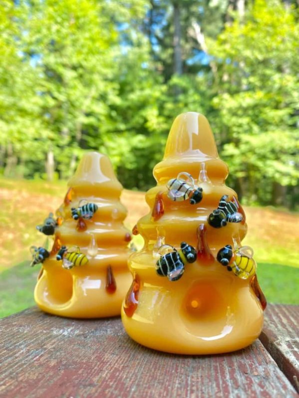 Polished Honey Bees Glass Bong, Color : Golden