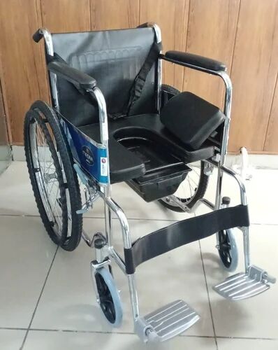 Commode Wheelchair, Weight Capacity : 320 Lbs.