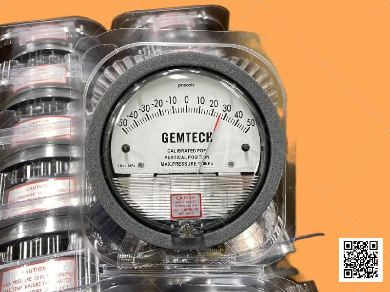 GEMTECH G2330 Model Differential Pressure Gauge Range 15-0-15 Inch Wc