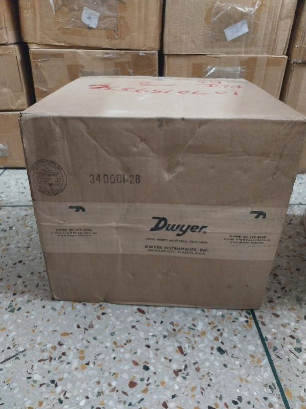 Magnehelic Differential Pressure Gage Range 0-0.50 Inch W.C.