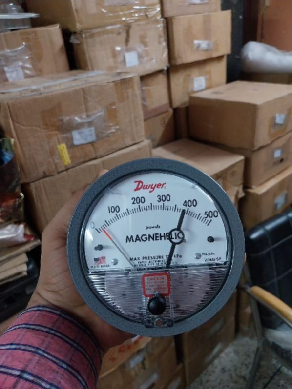 Magnehelic Differential Pressure Gage Range 0-4.0 Inch W.C.