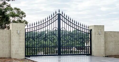 Mild steel gate, Size : 8 x 10 Feet