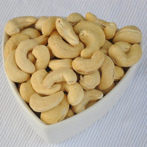 W210 Cashew Kernels