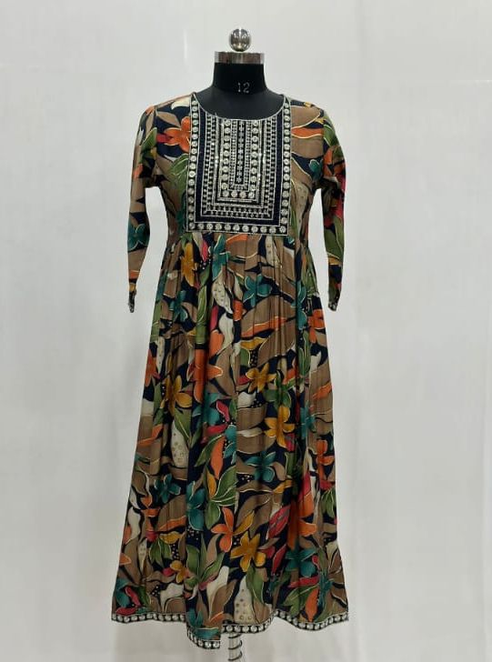 Multicolour Muslin Naira Cut Suit, Size : Large, XL, XXL