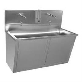 Polished Stainless Steel Medical Scrub Basin, for Laboratory, Restaurant, Feature : Anti Corrosive