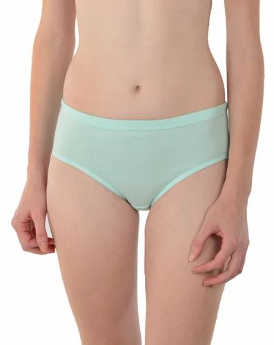 Cotton Ladies Plain Panties, Feature : Skin Friendly, Quick Dry, Easy, Comfortable