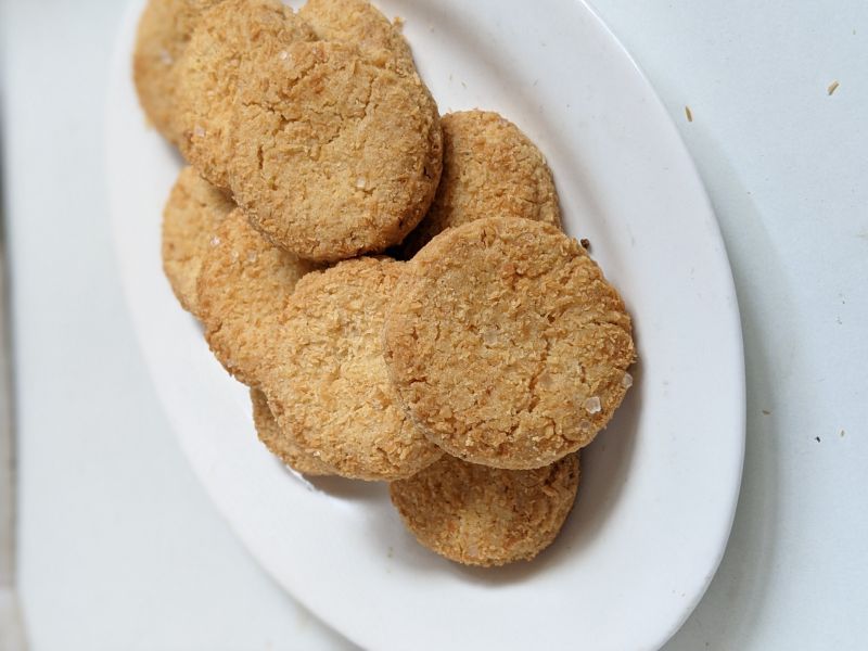 Maverick Bakes Round Coconut Cookies, for Eating, Taste : Sweet