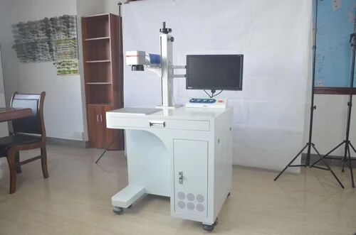 White Semi Automatic 5kw 220V 3D Fiber Laser Marking Machine
