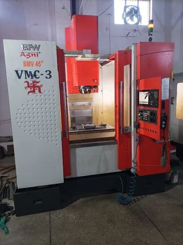 Semi Automatic Used 3 Axis VMC Machine