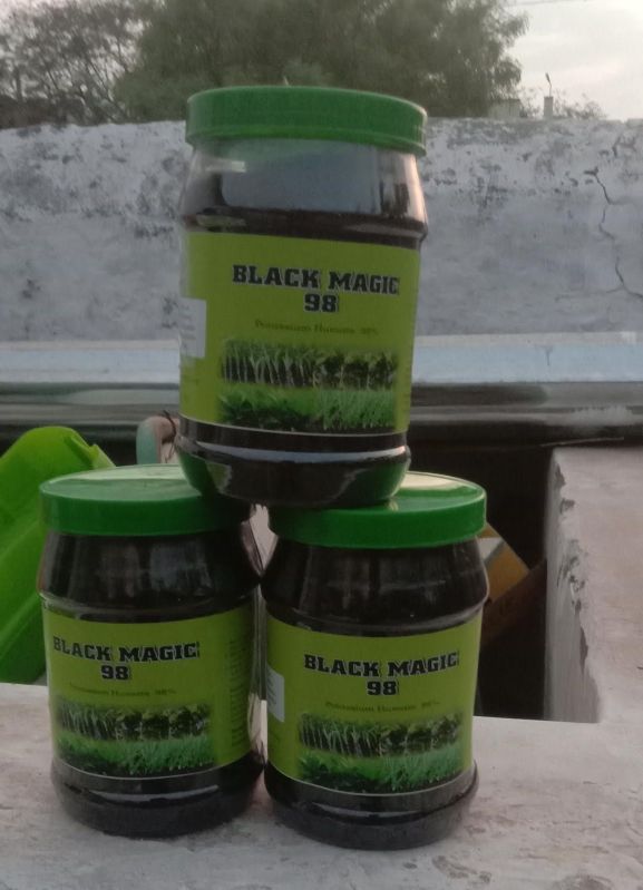 Black Magic Humic Acid 98% WSG Granules