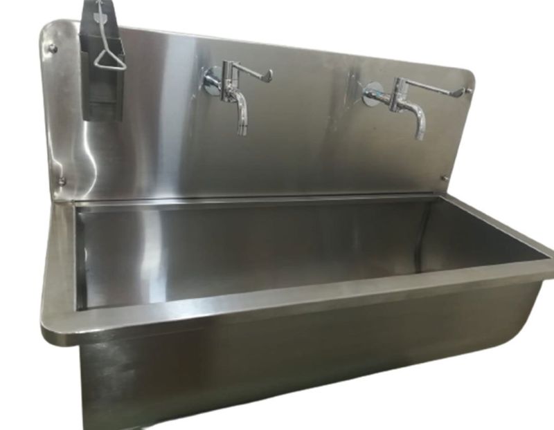 Hand Operated Wall Mounted Scrub Sink, for Laboratory, Hospital, Feature : Anti Corrosive, Durable