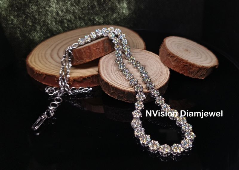 White Gold Natural Diamond Solitaire Illusion Setting Necklace