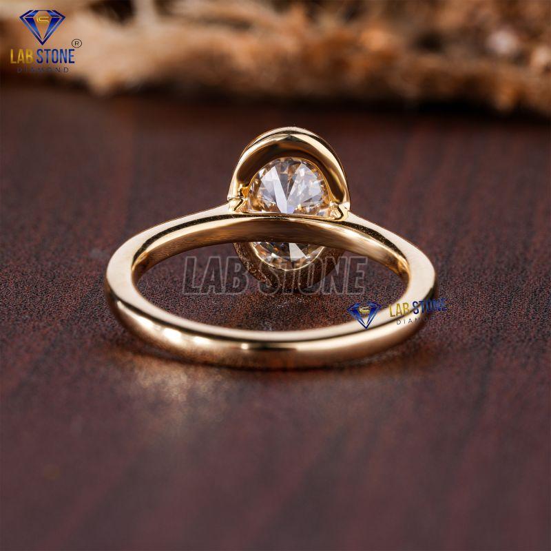 Graceful Oval Cut Diamond Yellow Gold Ring