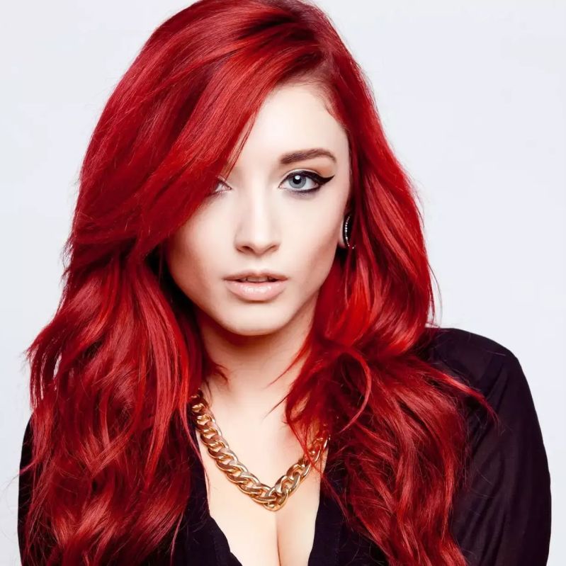 Dark Red Herbal Hair Dye