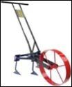 WHEEL HOE WEEDER