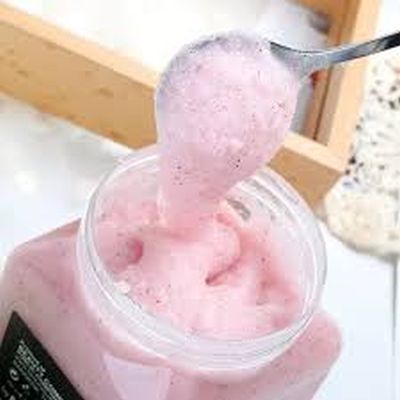 Rose and Almond Body Scrub