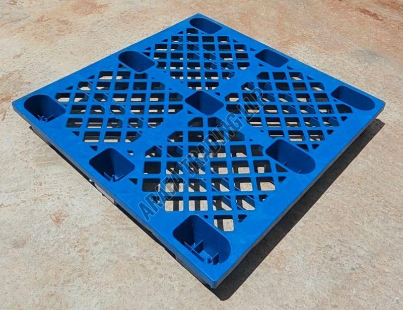 1100 X 1100 X 135mm Plastic Pallet