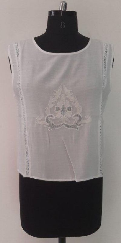 Ladies Sleeveless Tops