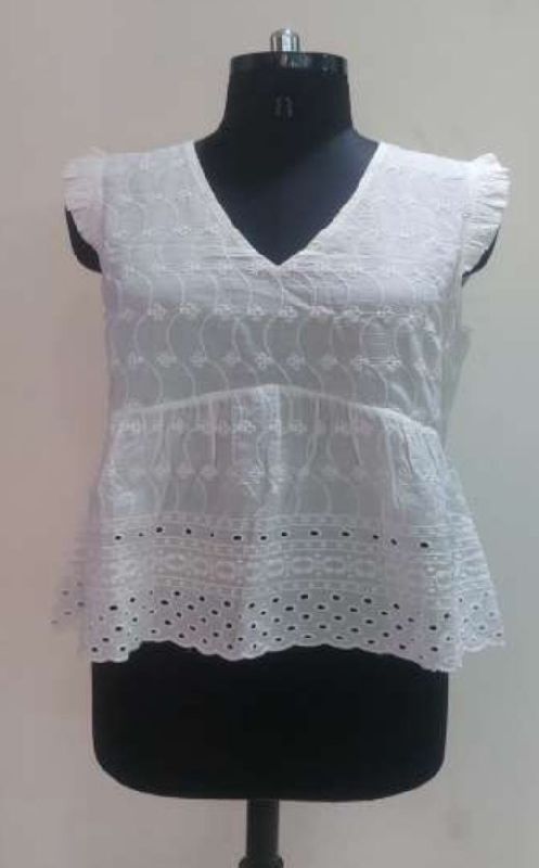 Ladies Sleeveless Tops