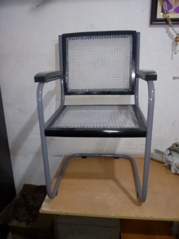 Steel S Type Full Arm Wire Netted Chair