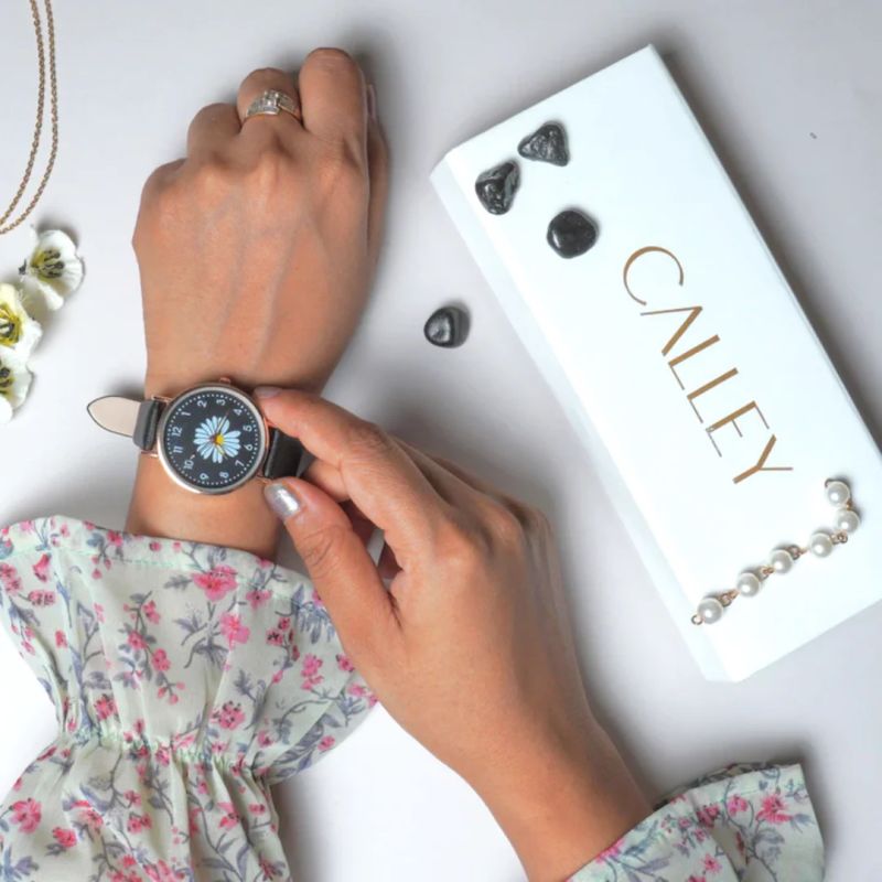 Daisy Dial Leather Watch