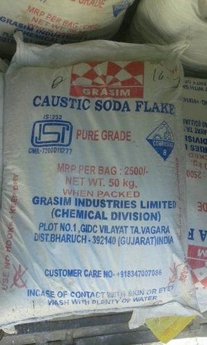 Grasim Caustic Soda Flakes, Packaging Type : Bag