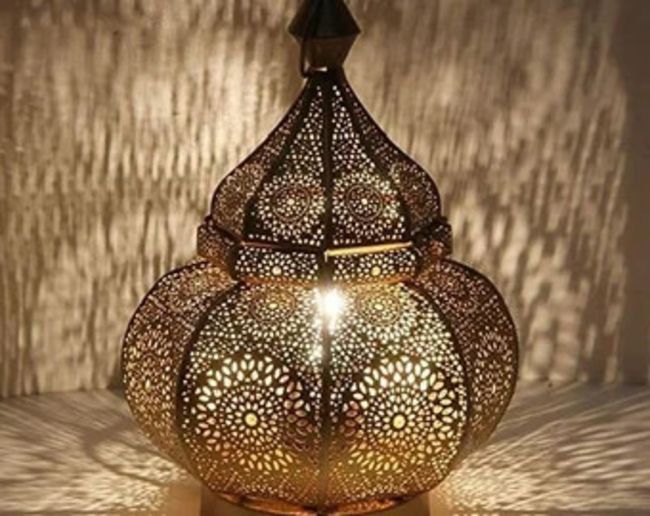 Black & Golden Candle Lantern, for Home Decor, Size : 20*20*31 cm
