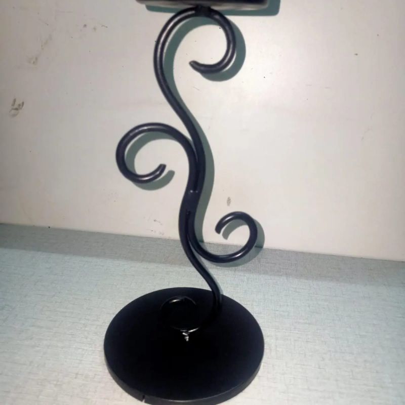Black Antique Polished Metal Candle Stand, for Table Centerpiece, Mounting Type : Tabletop