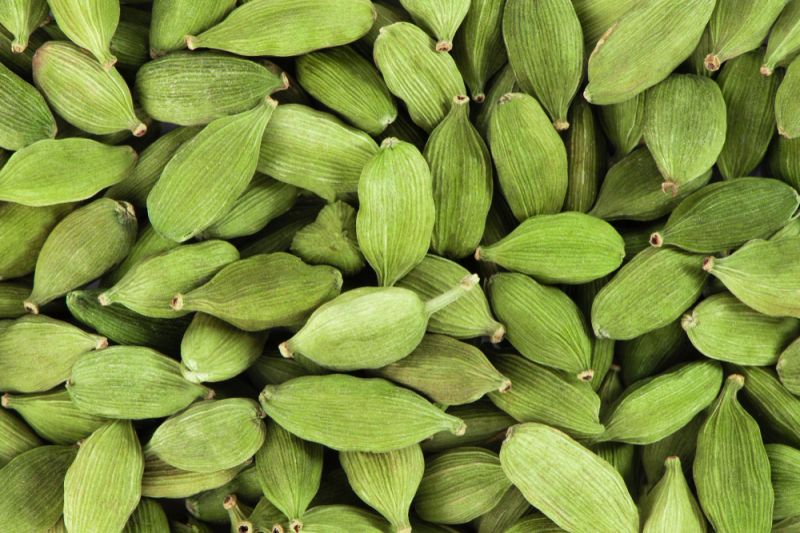 Raw Common Green Cardamom, for Cooking, Certification : FSSAI Certified