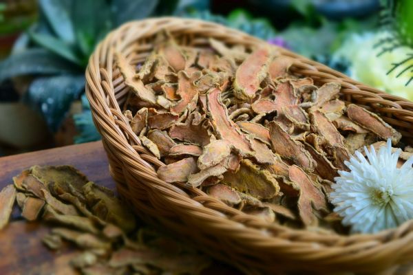 Brown Dried Lakadong Turmeric, for Cooking, Shelf Life : 6 Month