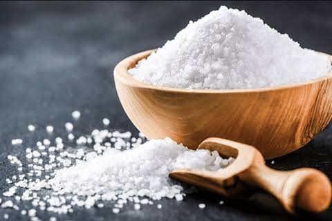 Off White Powder Iodised Salt, for Chemicals, Cooking, Variety : Raw, Refined, Sea