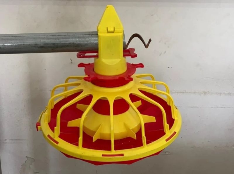 Red Yellow Poultry Pan Feeder, for Polutry, Capacity : 40 Birds