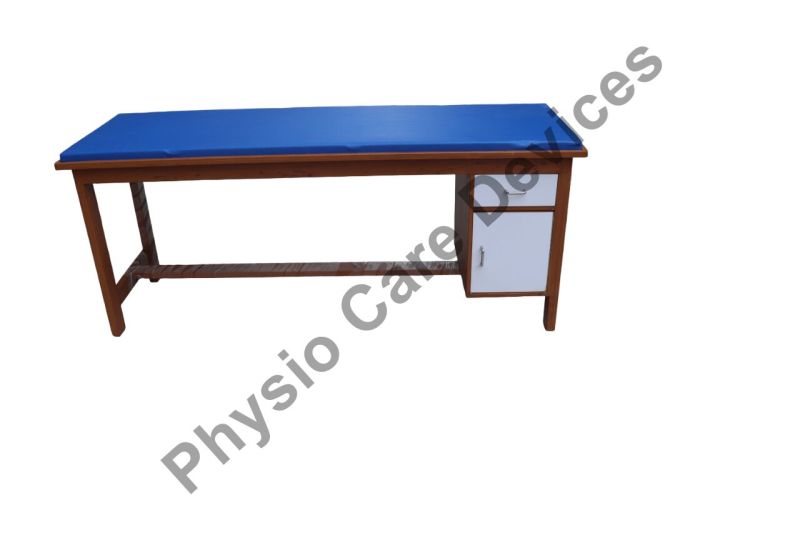 Blue Rectangular wooden Examination Couch, for Medical Treatment Purpose