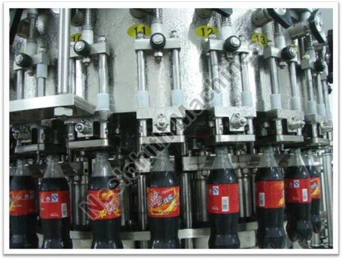 Silver Electric Semi Automatic Carbonated Soft Drink Plant